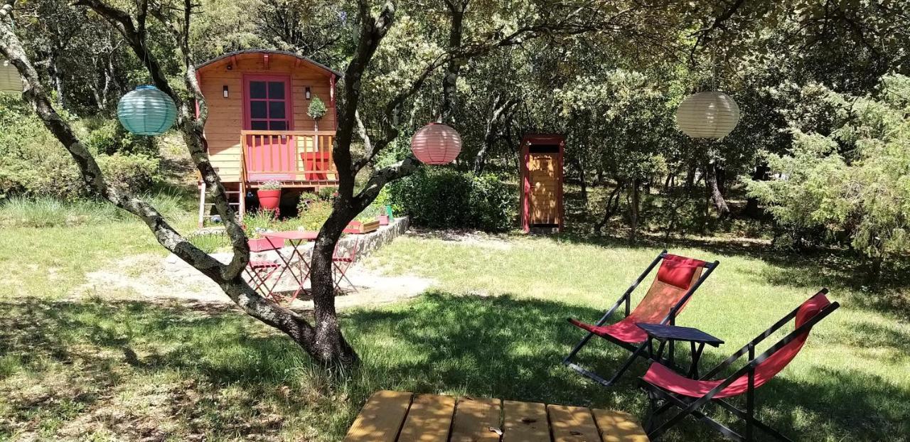 Roulotte Romantique Chauffee En Cevennes Monteils  Kültér fotó