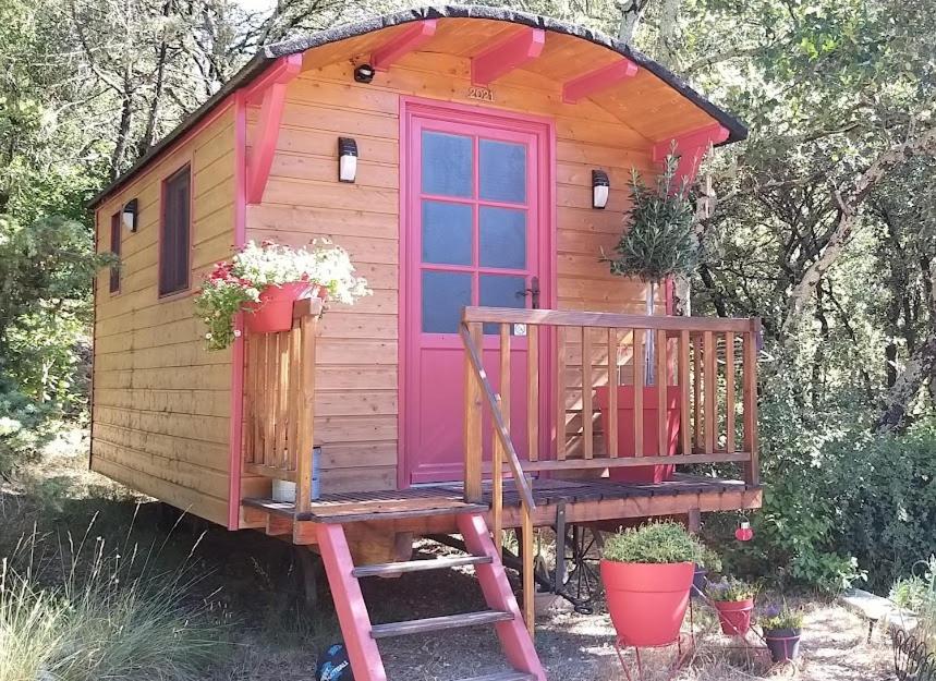 Roulotte Romantique Chauffee En Cevennes Monteils  Kültér fotó